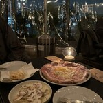 ピッツェリア カンテラ - 生ハムのグラタンコロッケ¥396 ラビオリ¥1089