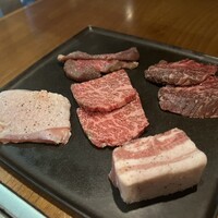 十勝ハーブ牛焼肉 MONMOM - 