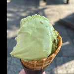 パークス - 食べてみたら名前通りプレミアム濃厚ピスタチオです！　byまみこまみこ