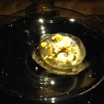 mori - トウモロコシのムース　コーン茶のジュレ　カレー風味のポップコーン