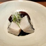 日本料理FUJI - 蒸し物は鰆と藤枝の玉取茸  春菊のソース