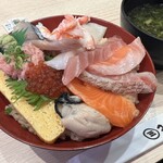 回転寿司 みさき - 料理写真: