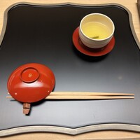 徳ㇵ本也 - 大福茶(煎茶に昆布)