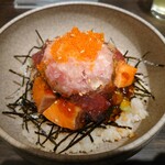 Shoyu o Kakenai Kaisen-don Umi Sachi - Three-Color Rice Bowl