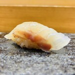 鮨旬美西川 - ヒラスズキの昆布〆