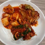 蘭 - キムチ盛り合わせ