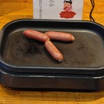 虹と海 - 自分で焼く ウィンナー