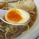 味の萬楽 - 味玉の黄身加減