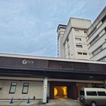 虹と海 - ホテル外観