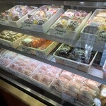 しんや - 洋菓子のショーケース①