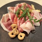 アッラ・コンタディーナ - 