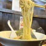 麺や 虎 - ストレート麺をリフトUP⤴️