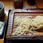 越廼 - 最初の冷たい“お蕎麦”は“季節の蕎麦”、今日は“柚子切り蕎麦”です。