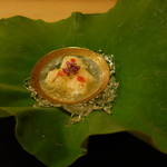 桜田 - 鱧おとし　大きな葉に