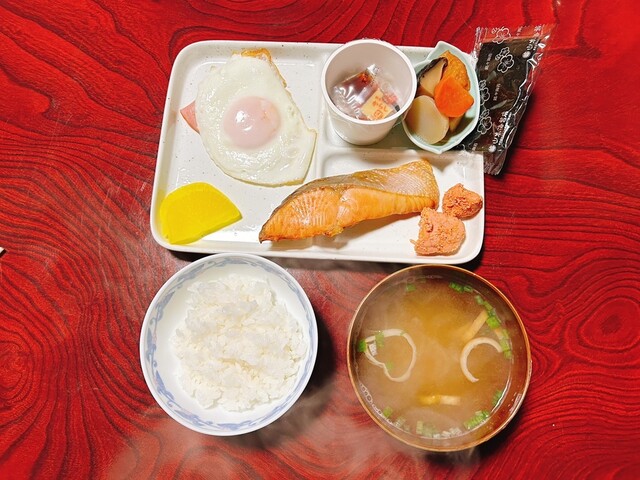 三四郎旅館 &ndash; 岩館 | 秋田・八峰町の温泉宿で和食とくつろぎ