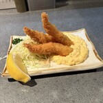 ゴメンネJIRO - ちょっとエビフライ　卵たっぷりタルタルソースが絶品