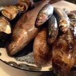 二代目 やっこ - サザエ、関イサキ、イワシ、アオリイカ。