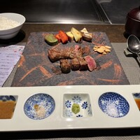 大阪鉄板焼き 神戸牛 TATARA - 