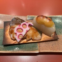 いぶき 東京駅 TEKKO avenue - 寒鰤照焼きと風呂吹き大根の杉板焼き