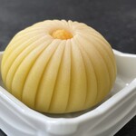 久栄堂菓子舗 - 『ねりきり(菊)』