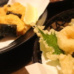なが満 - 小えびの天ぷら＆つくね芋の磯部揚げ