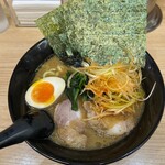 せい家 - 料理写真:４点盛りらーめん