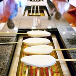 阿部蒲鉾店 - 手焼き笹かま体験1枚300円