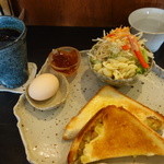 旬菜＆カフェ - モーニングの本日のパンセット５５０円