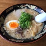 ラーメン康 - しょうゆとんこつ