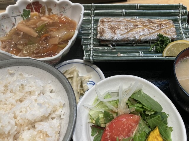 刺身屋新太郎 本店 （さしみやしんたろう） - 西日暮里/海鮮