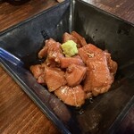 ぽんぽこたぬきのかくれ家 - サービスの漬け鮪