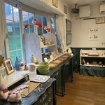 白髭のシュークリーム工房 - 洋菓子も販売