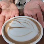 B-yond - 前回しくじったので  もう一つサービスでお手々