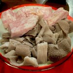 焼肉・ホルモンバル　Bovin - センマイとしびれ