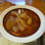 インディアン・レストラン　ロタ - エビと大根とジャガイモのカレー
