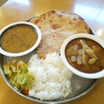 インディアン・レストラン　ロタ - 土曜日のバングラデシュカレーセット
