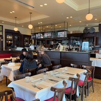 ブラッスリーオザミ - 店内
