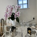 afternoon TEA afternoon ALCOHOL - 