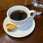 キッチン ブルー グローブ - ホットコーヒーのアップ