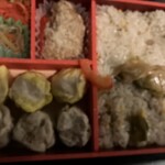 デリカステーション - 料理写真:炒飯焼売弁当