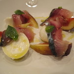 Ata - 鯖の生ハム、無花果、モッツァレラ・チーズ1