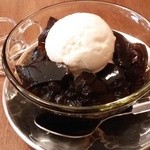 Yaruku Kohi - コーヒーゼリー（バニラアイスのせ）600円