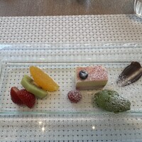 ミクニ マルノウチ - 