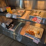 ウチニクBase お肉の卸 直売所 - 