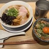 ダシと麺 くじら