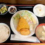 こなや - アジフライと一口チキンカツ 850円