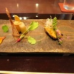 北新地 弧柳 - 季節のおまかせコース(12000円)・魚肴_時鮭 大間の雲丹 白アスパラ 海鼠の子 ばちこ