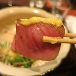 北新地 弧柳 - 季節のおまかせコース(12000円)・肉肴_宮崎牛の炭火焼 タスマニアマスタード の黄味酢掛けのアップ