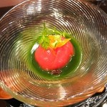 北新地 弧柳 - 季節のおまかせコース(12000円)・水物_尼崎のフルーツトマトのレモン蜜煮 蓬の摺り流しと日向夏のジャム 
