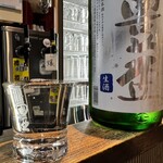 すし居酒屋 樽 - 日本酒1杯目は豊盃のウインター